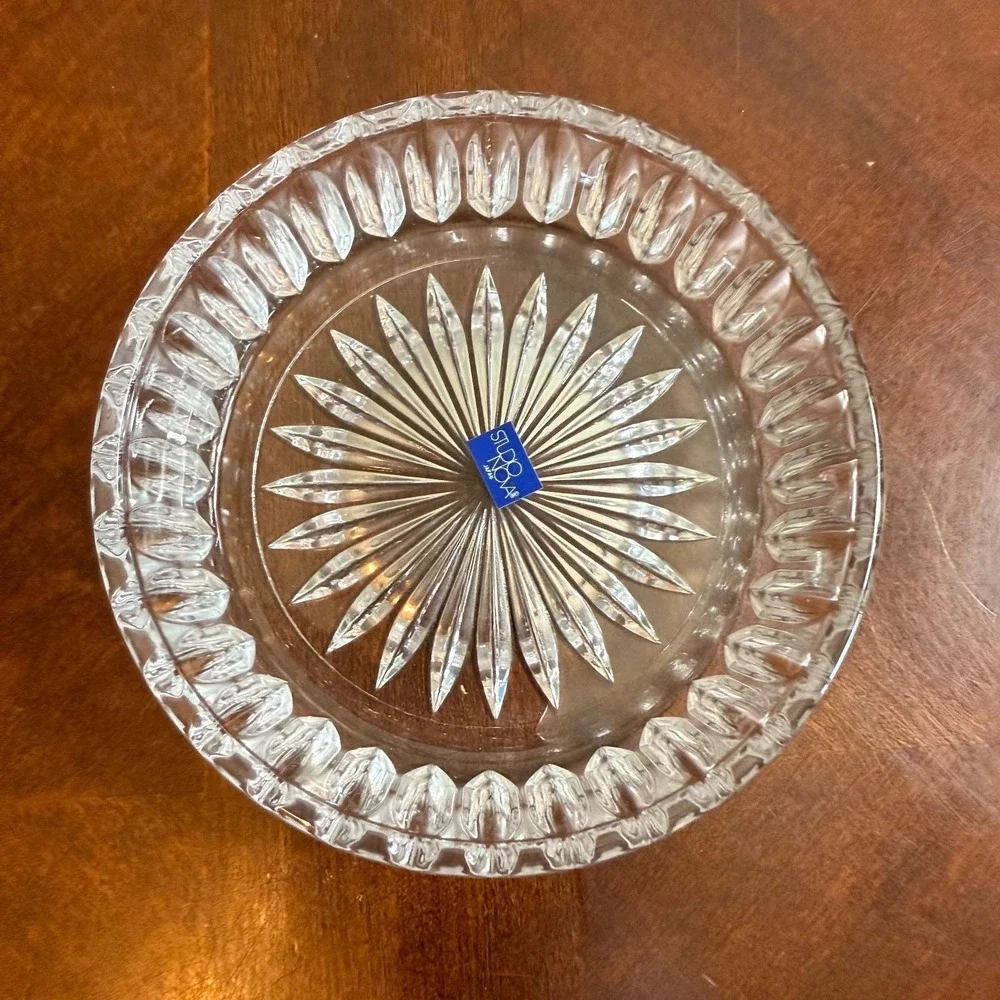 vtg Studio Nova Golden Poinsettia Round Covered Box Crystal Glass‎ Japan w/ Box